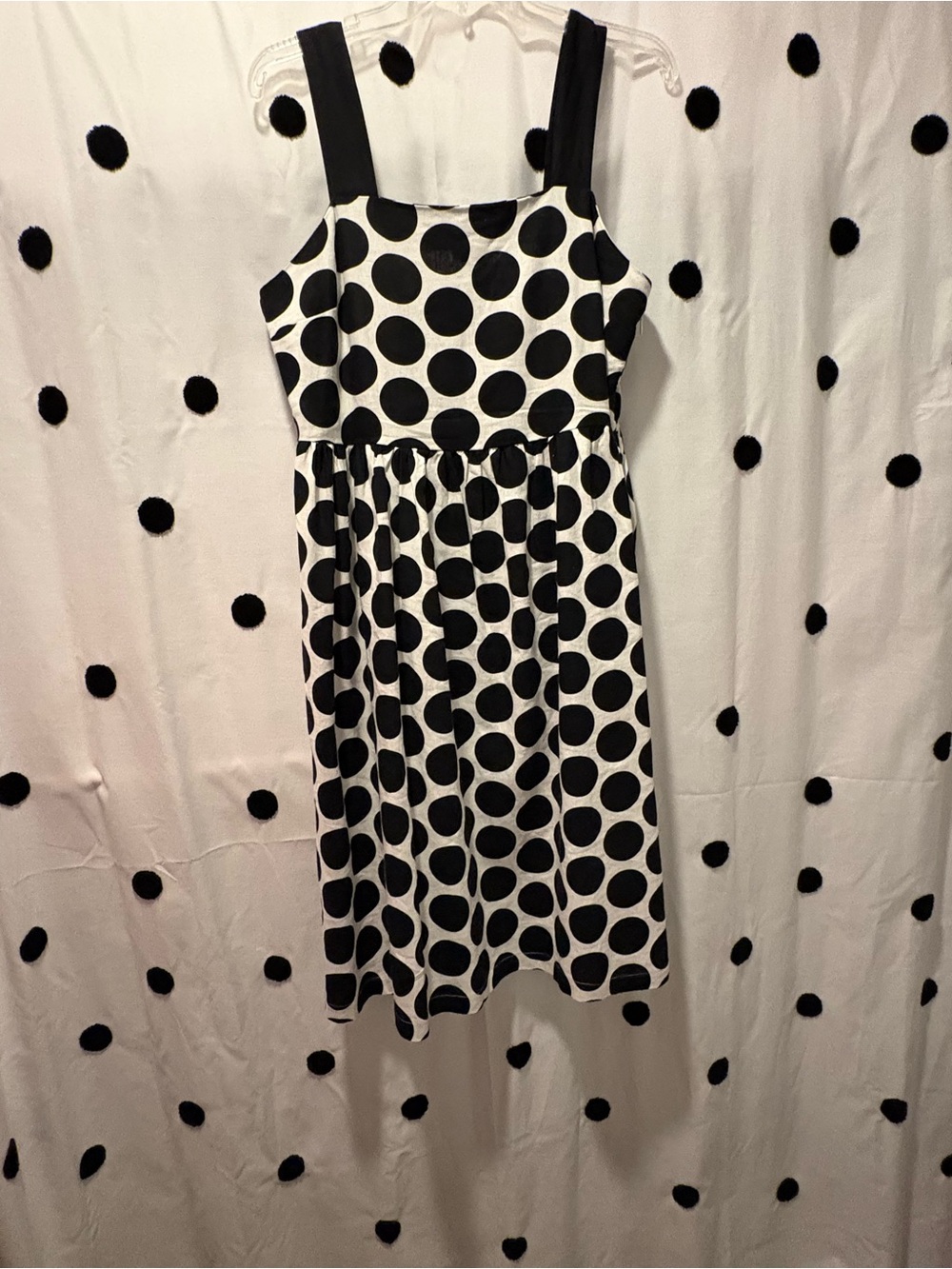 Who What Wear Black and White Polka Dot Sleeveless Dress